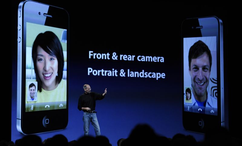 Cu cât vinde Orange iPhone 4 în România