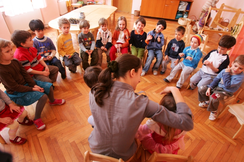 Cum faci copilul să nu plângă la şcoală sau la grădiniţă