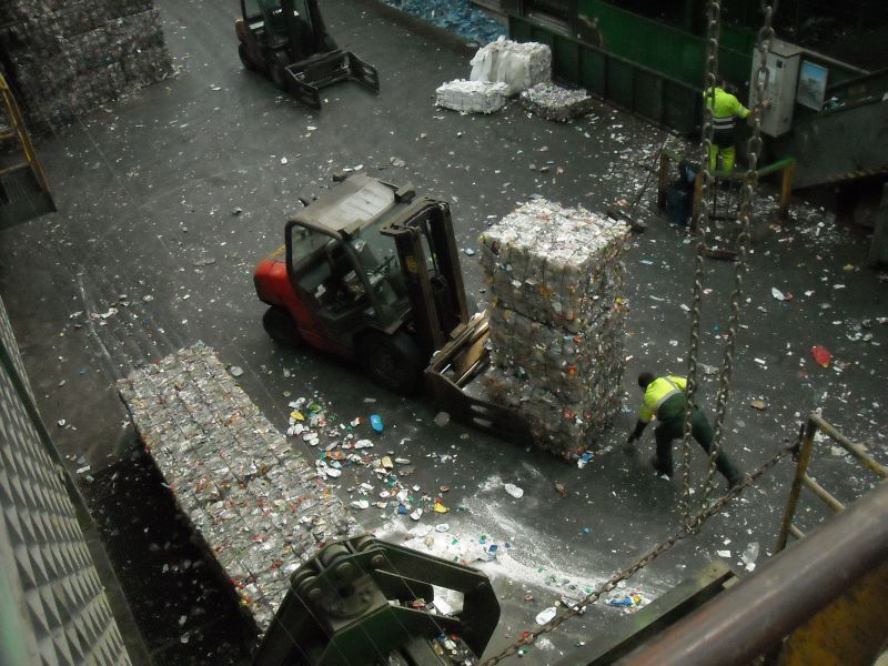 De ce reuşesc belgienii să colecteze selectiv şi românii nu?