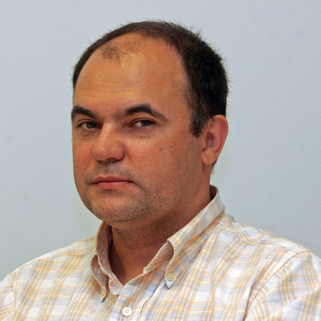 EDITORIALUL EVZ: Crin Antonescu, dictatorul suav