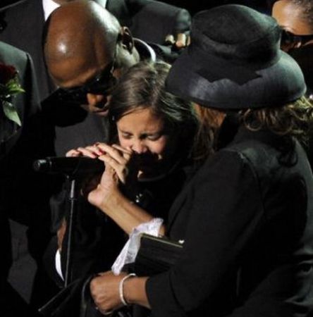 Katherine Jackson atacă: AEG, responsabil de moartea lui Michael