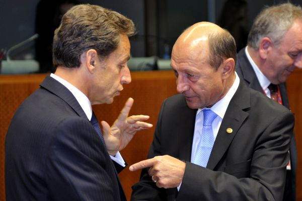 Nou mesaj insultător de la francezi: "F..k you Romanian people!"