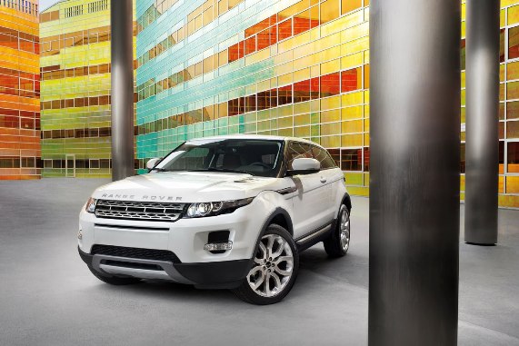 Primul model Range Rover cu tracțiune față, la Salonul auto de la Paris