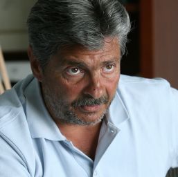 Sorin Ovidiu Vîntu: SRI, un serviciu de poliţie politică al lui Traian Băsescu