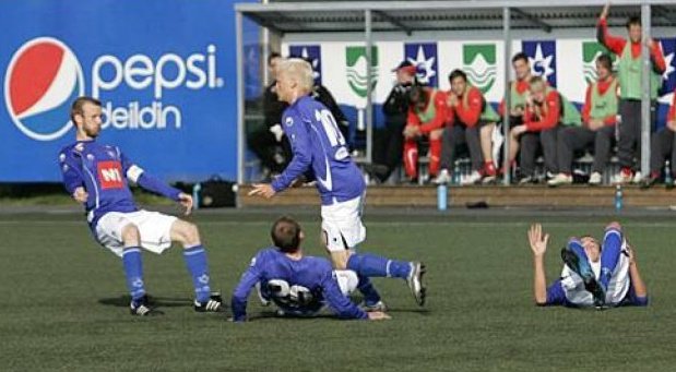 Steliştii Nordului, probabil cei mai amuzanţi fotbalişti din lume
