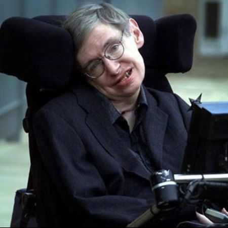 Stephen Hawking: Nu a fost nevoie de Dumnezeu pentru crearea Universului