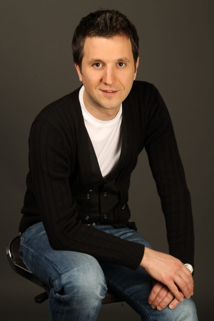 Andi Moisescu are varicelă. Emisiunea "Apropo TV" transmite o ediţie de carantină
