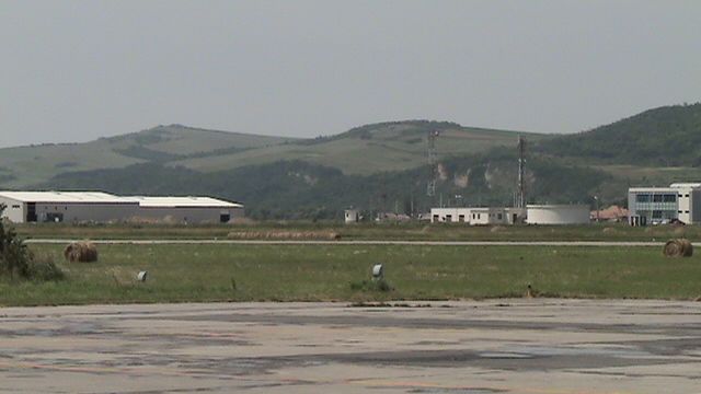Aterizare de urgenţă pe aeroportul din Târgu Mureş