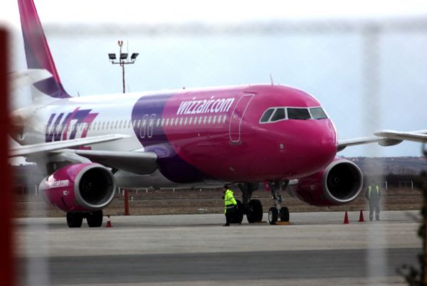 Ceaţa încurcă programul curselor pe aeroportul din Timişoara