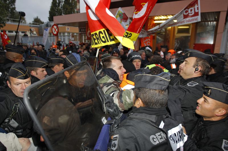 Contraatac sfios al Parisului