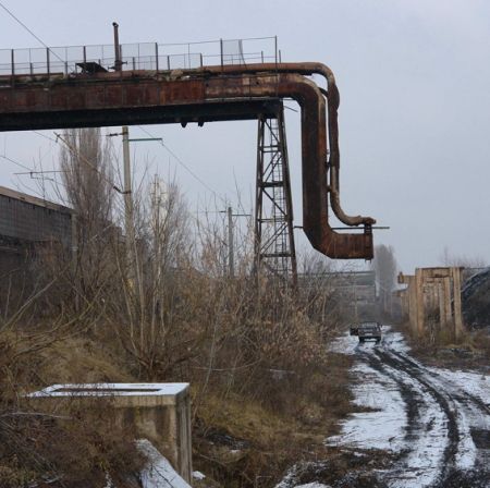 Două tone de păcură s-au scurs pe străzi la Constanţa