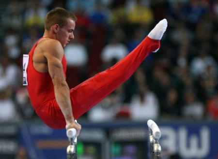 Gimnastică: România a ratat finala pe echipe la masculin