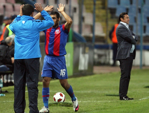 Lăcătuş a băgat Steaua în viteza a patra