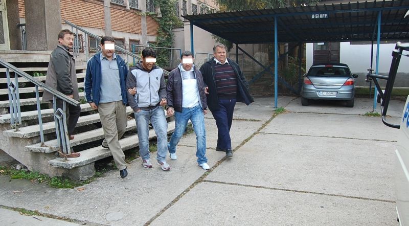 Membrii grupării "Termitele", după gratii