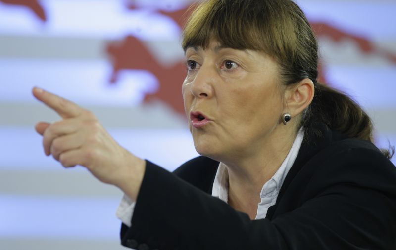 Monica Macovei: "Dacă vrei să ţii partidul încremenit, te enervează bloggerii"
