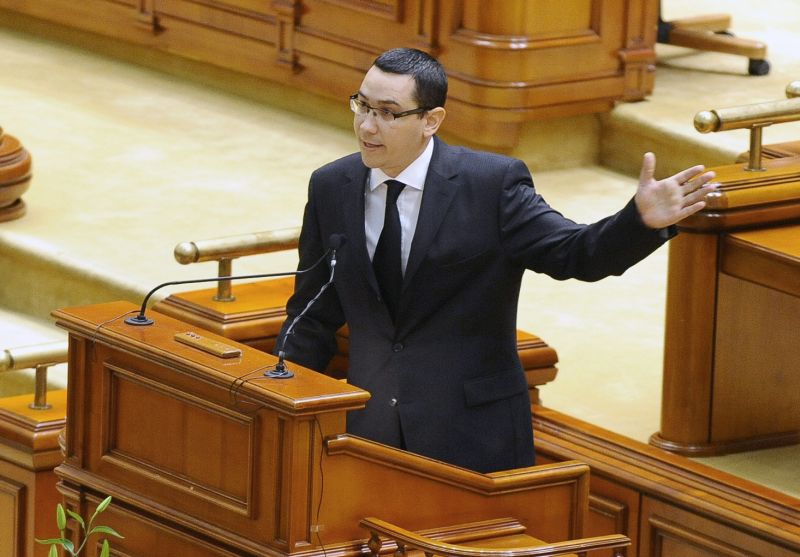 Ponta: Nu mai negociem cu nimeni votul la moţiune. M-am învăţat minte