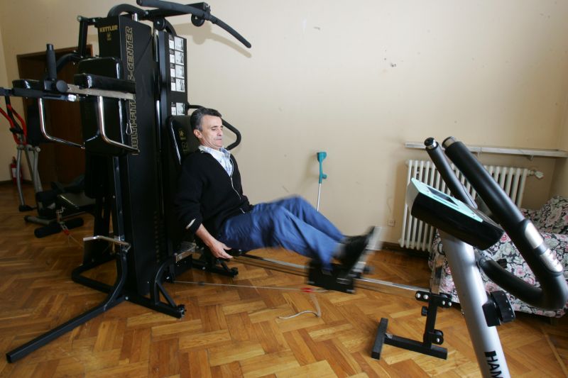 Povara tinereţii fără bătrâneţe: blestemul vieţii de 130 de ani