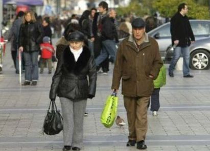 România rămâne în top 10 state în pericol de faliment