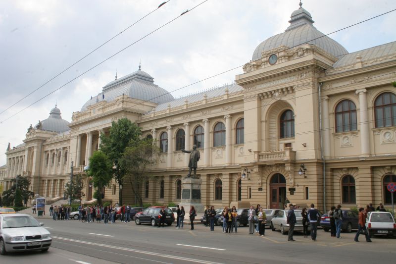 Universitatea Al. I. Cuza împlineşte 150 de ani