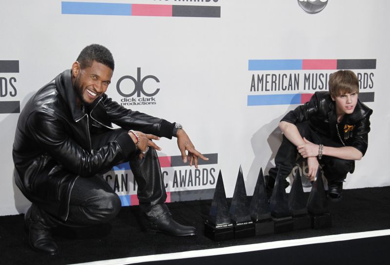 Justin Bieber, adolescentul care a luat crema American Music Awards