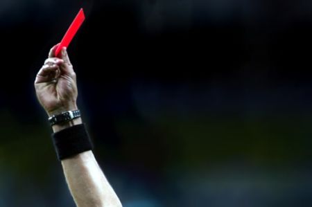 Liga a II-a: Arbitru bătut pe teren