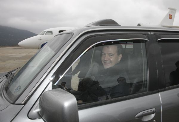 Medvedev, vizită contestată în Insulele Kurile