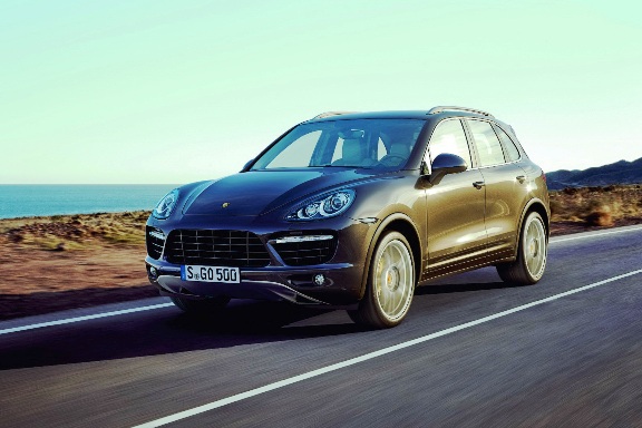 Oficial: Porsche va produce un SUV mai mic şi mai ieftin decât Cayenne