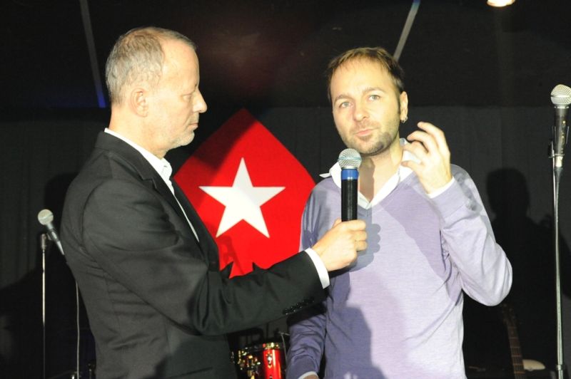 Poker cu James Bond şi Daniel Negreanu