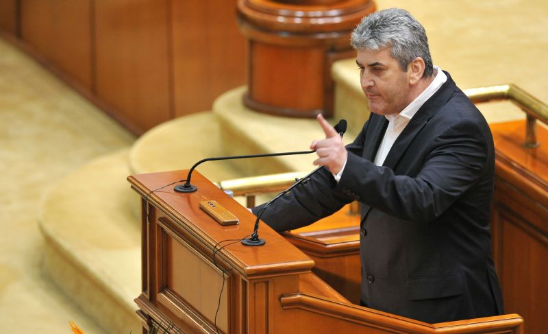 UNPR şi-a primit tainul la Camera Deputaţilor: un post de secretar general adjunct