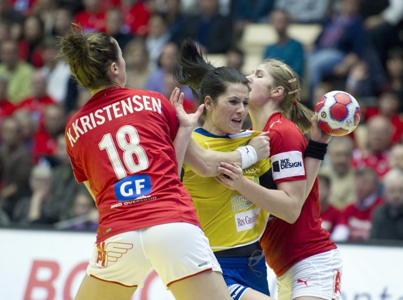 Finala mică CE Handbal 2010: România - Danemarca 16-15. Tricolorele au luat bronzul