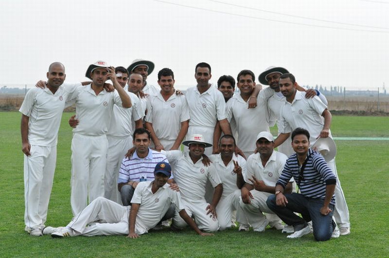 Indienii au adus cricketul în "ţara oinei"