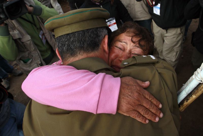 Roma: explozii la ambasadele elveţiană şi chiliană