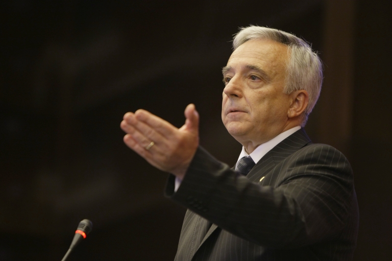BNR vrea să ţină în frâu preţurile