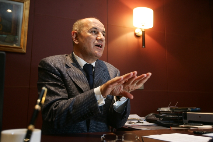George Copos: milionarul zgârcit, mândru că a fost utecist