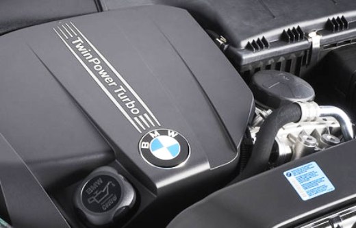 Mai mic, dar mai performant: noul motor BMW pe benzină cu patru cilindri