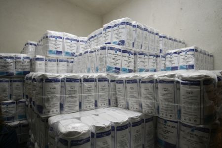 Pensionarii şi şomerii din Capitală vor primi cantitatea dublă de ajutoare alimentare de la UE