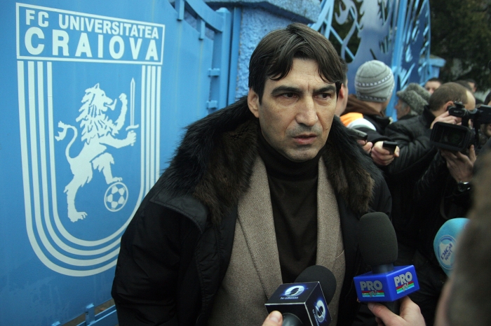 Scandal la Craiova. Piţurcă: "Mititelu vrea să mă escrocheze de banii mei"
