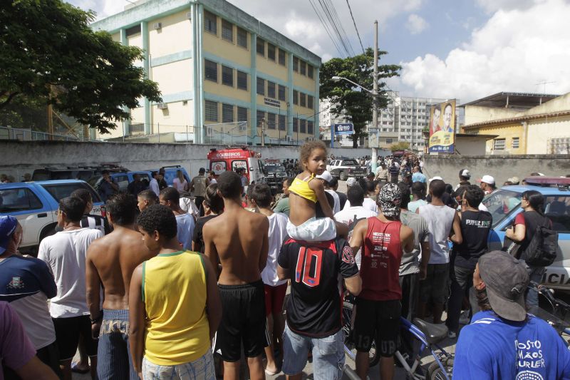 Sute de oameni morţi în inundaţiile din Brazilia