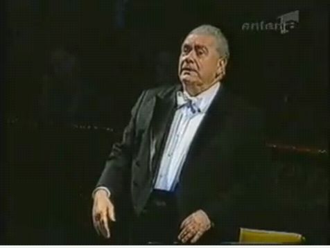 Trupul dirijorului Marin Constantin, depus la Ateneu