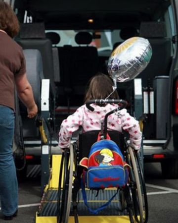 Echipă mobilă de intervenţie pentru copiii cu handicap din sectorul 6