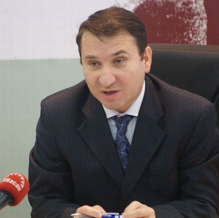 Primarul Romeo Stavarache vrea să construiască o sală polivalentă cu 21 de milioane de euro