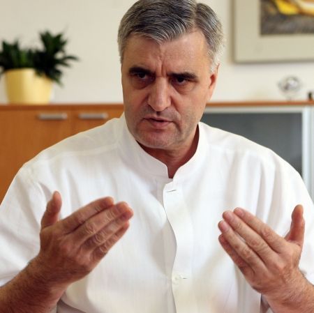Primul transplant de rinichi între gemeni din România | VEZI IMAGINE 360°
