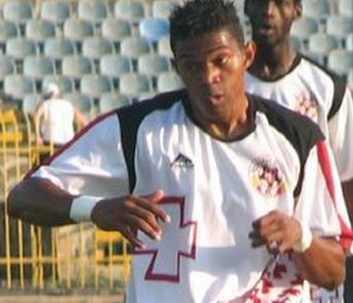 Steaua a luat un brazilian cu centura neagră!