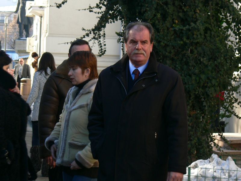 Zeus, veriga dintre Constantin Nicolescu şi Adrian Năstase