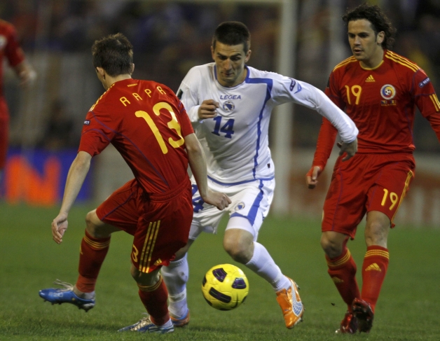 Bosnia - România 2-1. Tricolorii sunt ciuca bătăilor. Pleacă Lucescu jr.? VEZI ce a declarat selecţionerul
