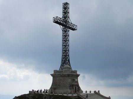 Deutsche Welle: Procesul crucifixului şi al icoanelor
