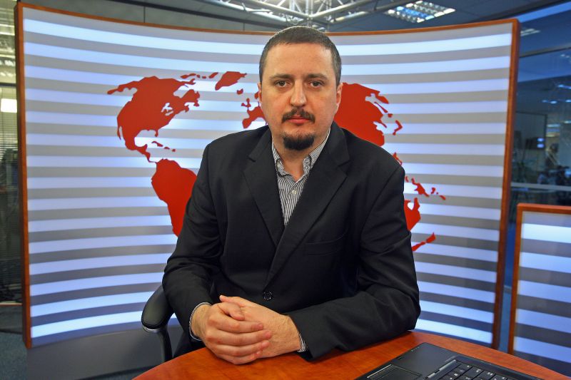 "Ediţia de prânz", noua emisiune a EVZ pe B1 TV