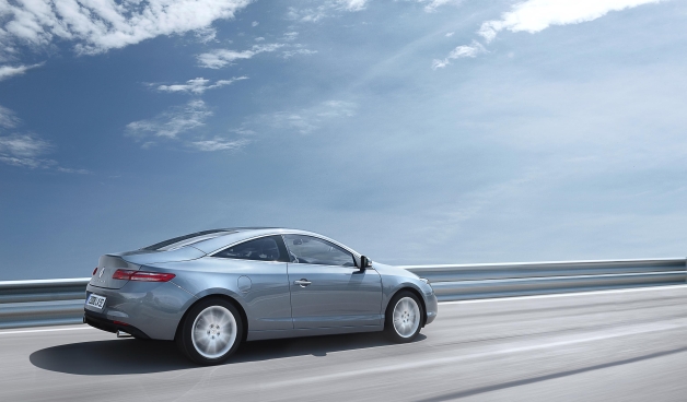 Laguna Coupé, modelul fără concurenţă