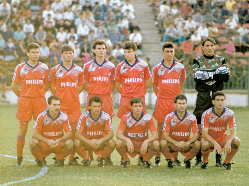 Mai bine la grătar decât la meciul Brăneşti - Steaua!