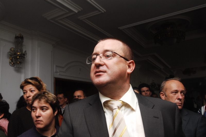 Numele lui Blejnar şi Comăniţă apar în interceptările procurorilor